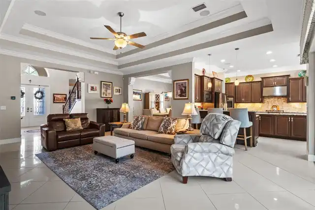 Listing Photo 18