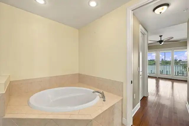 Listing Photo 25