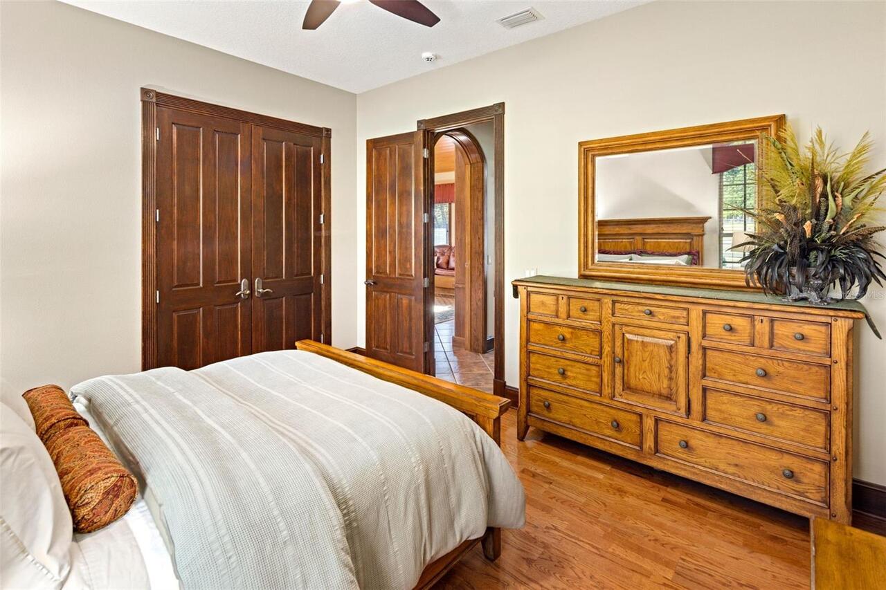 Listing Photo 33