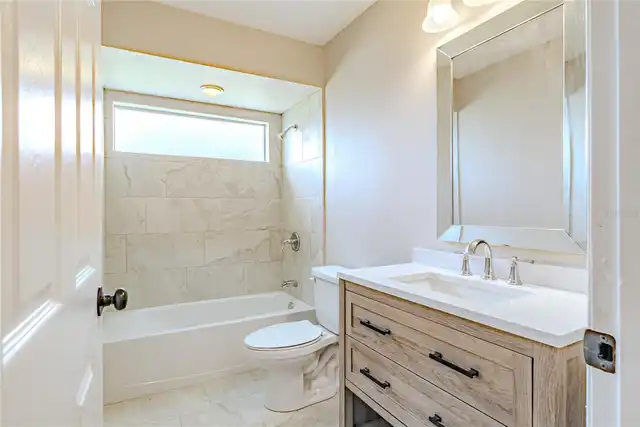 Listing Photo 25