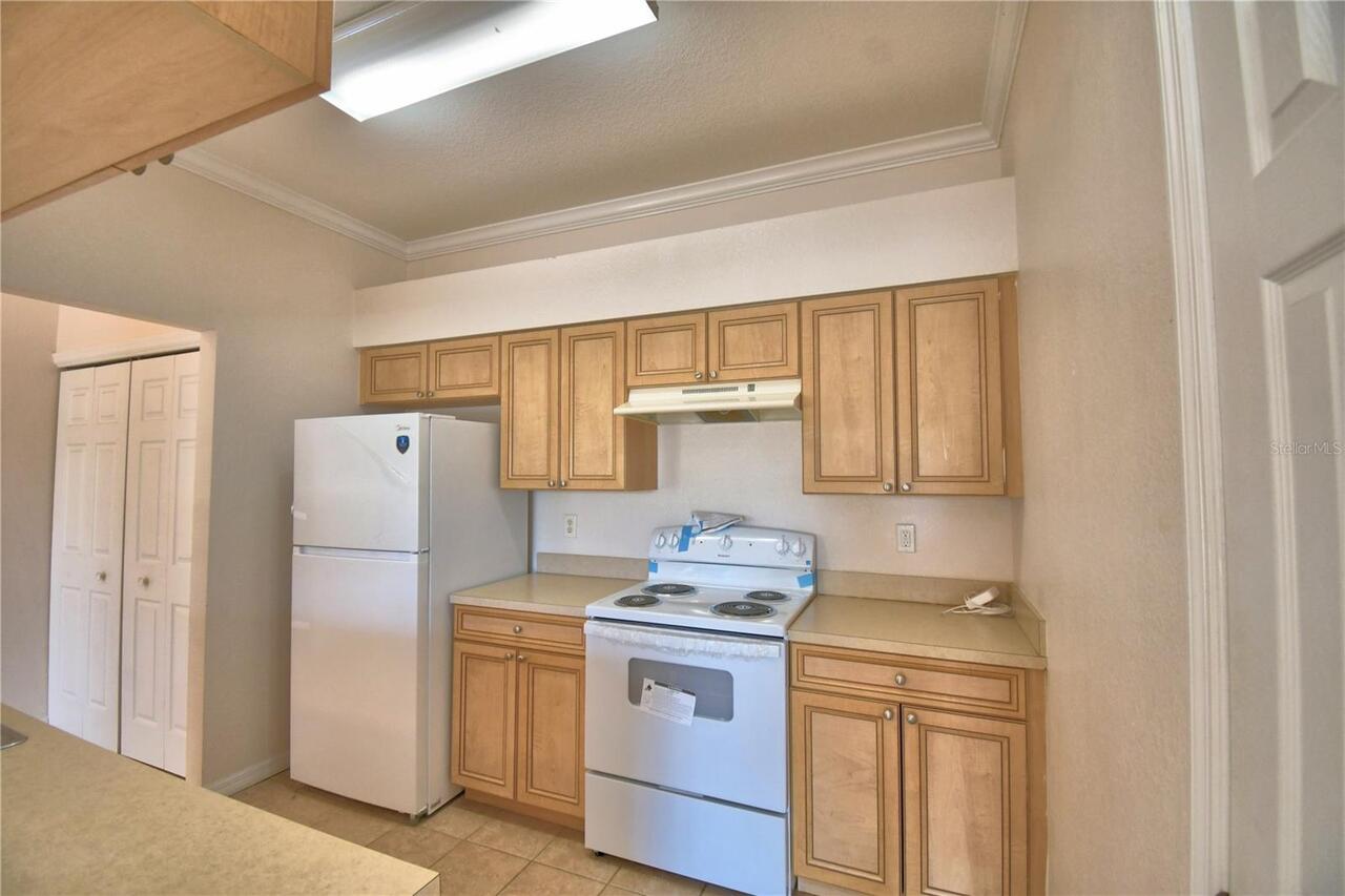 Listing Photo 9
