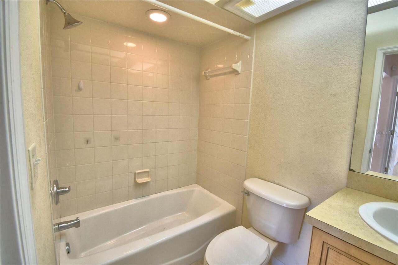 Listing Photo 19
