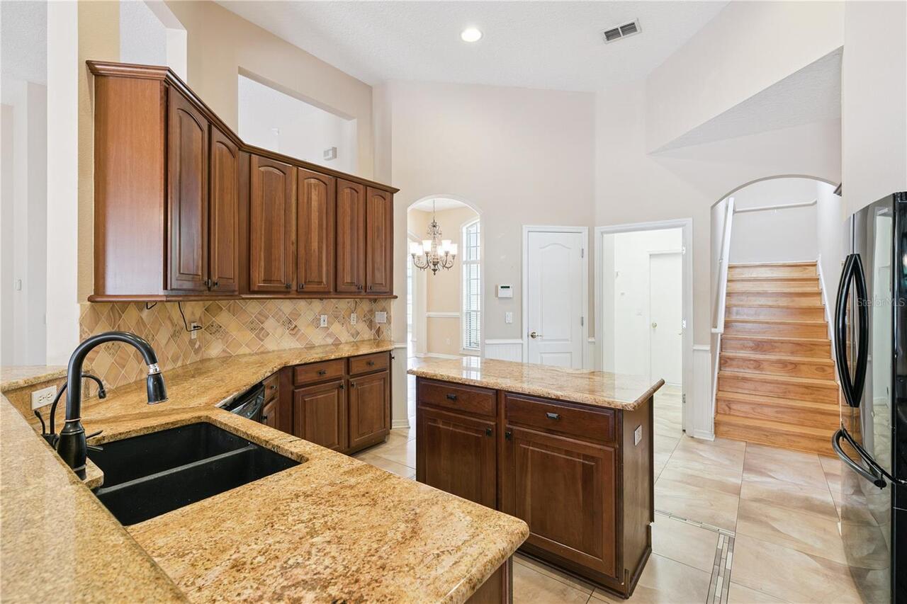 Listing Photo 14