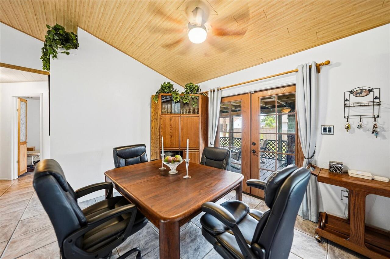 Listing Photo 16