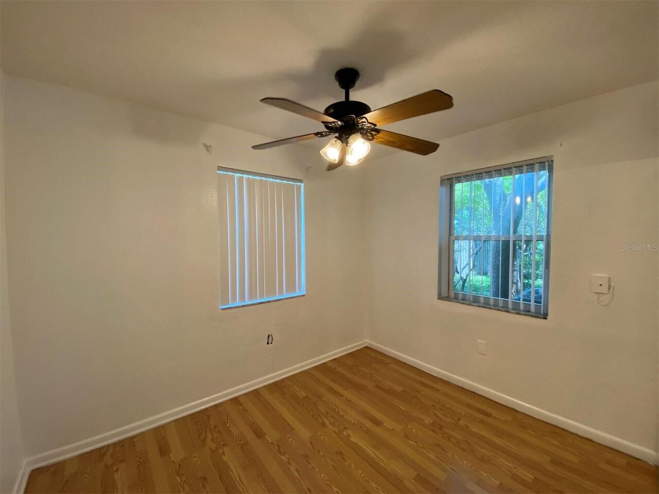 Listing Photo 8