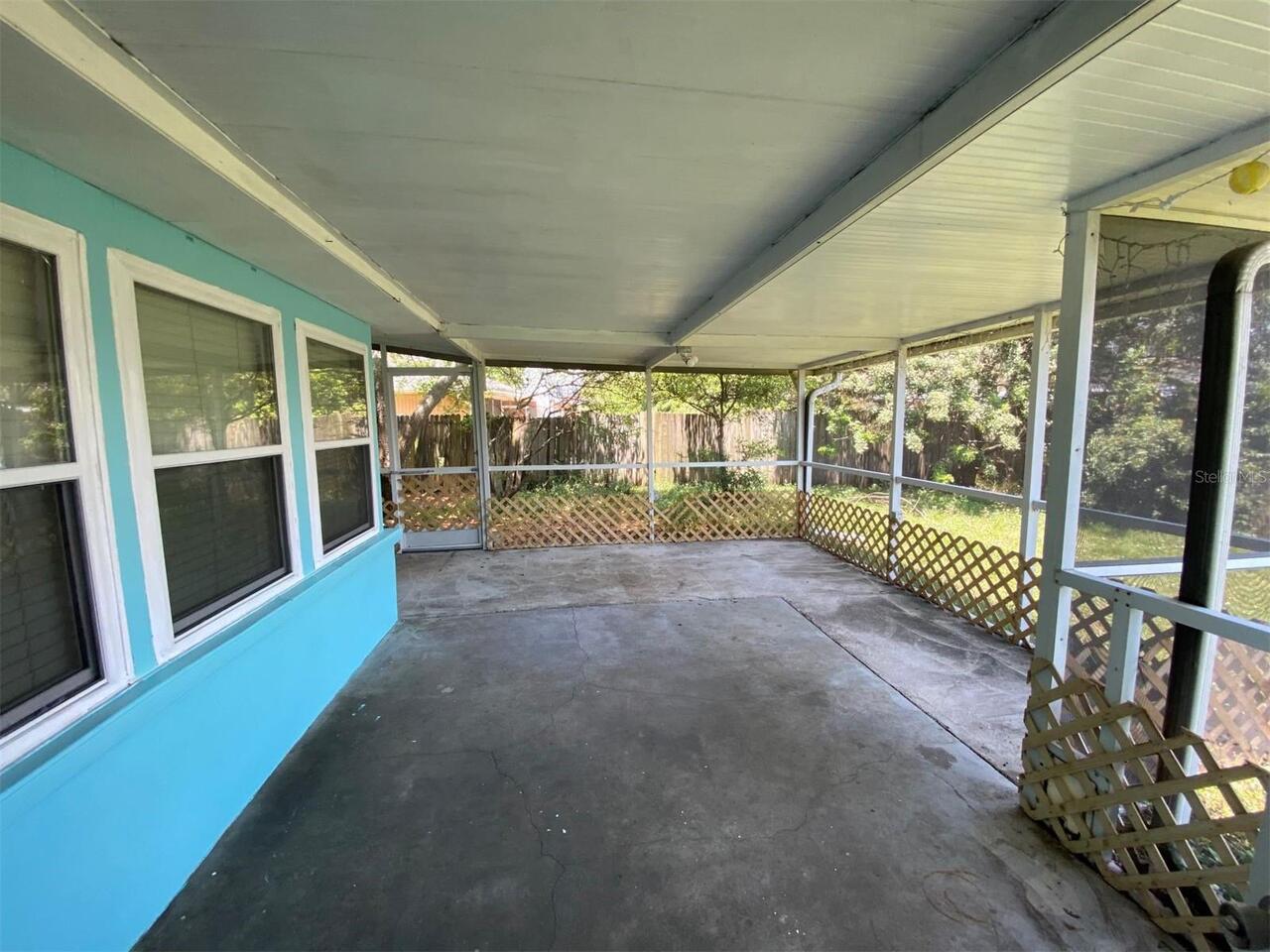 Listing Photo 11
