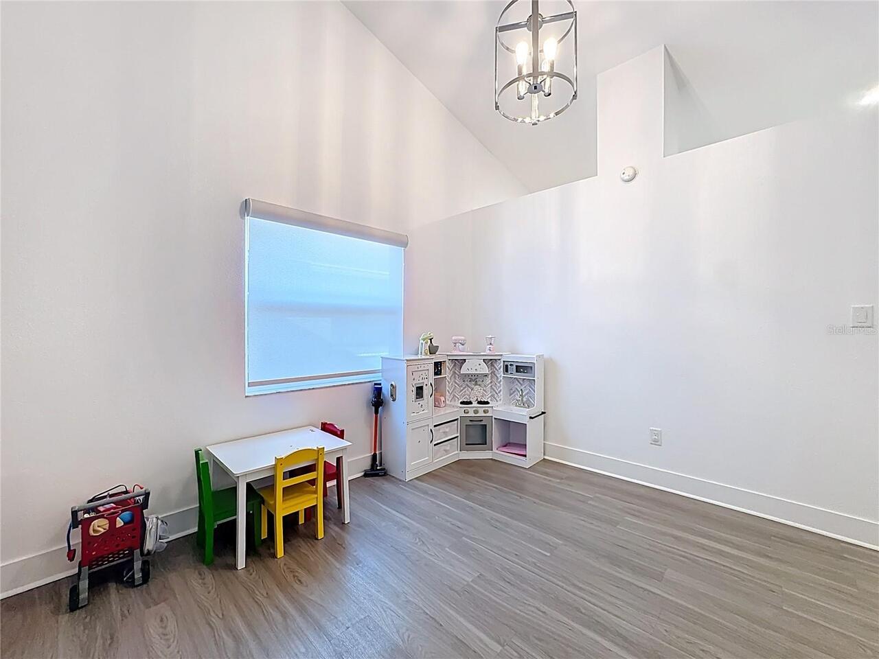 Listing Photo 22