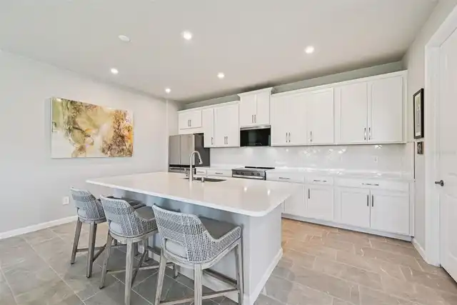 Listing Photo 15