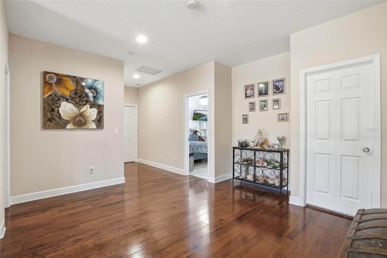 Listing Photo 34