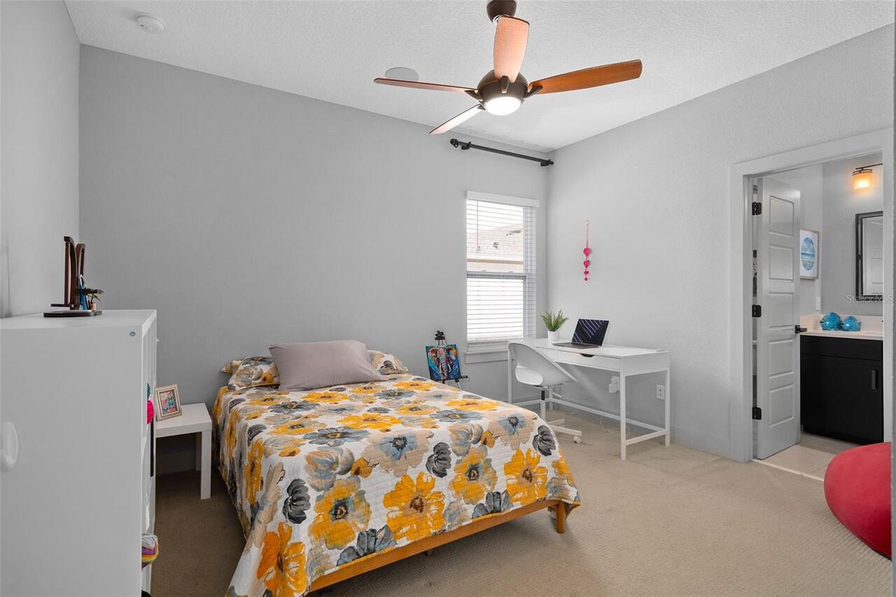 Listing Photo 32