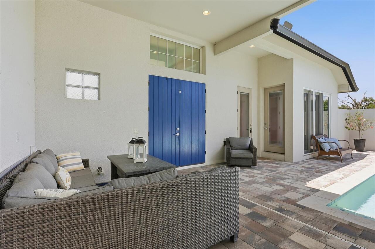 Listing Photo 9