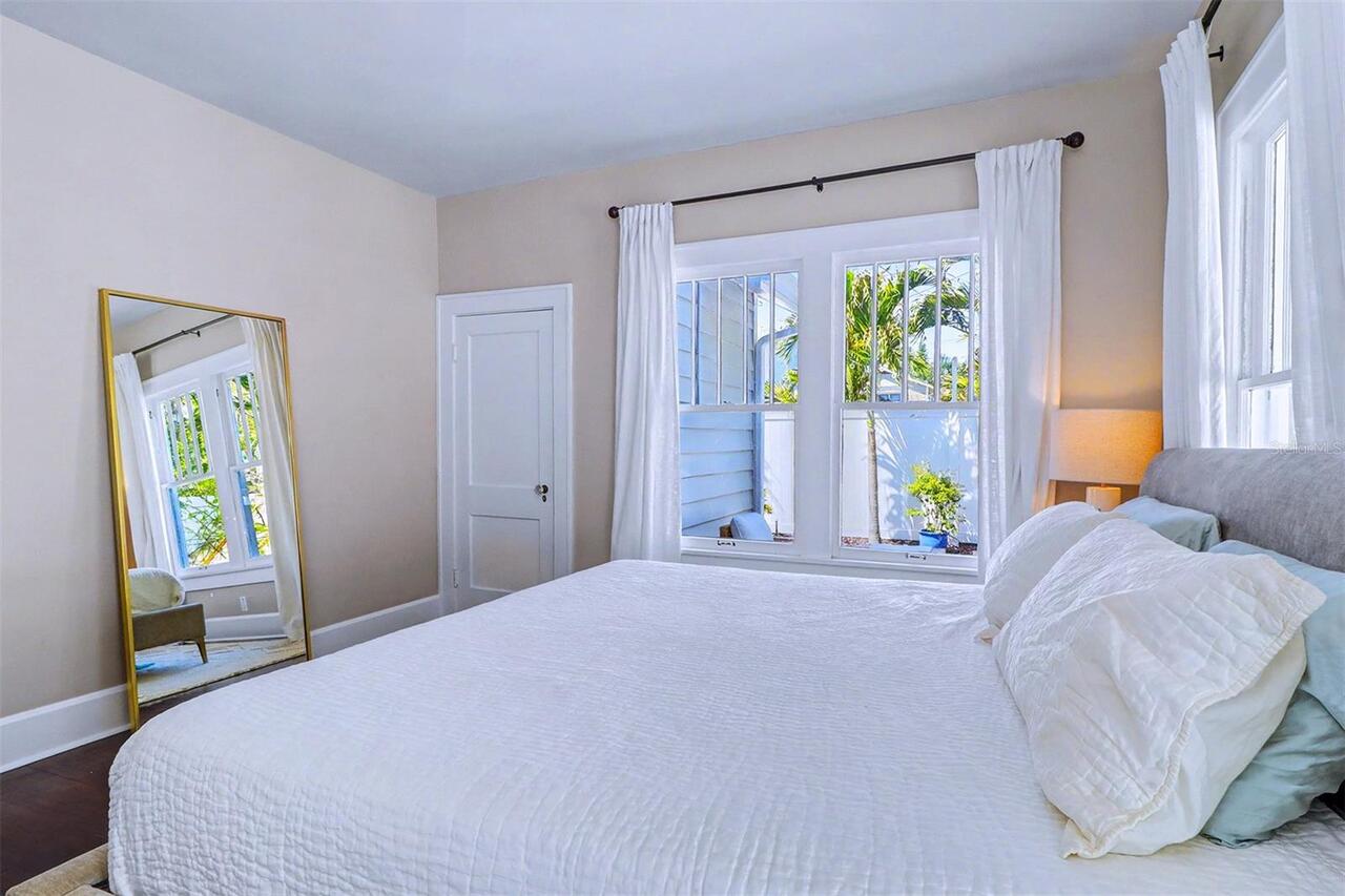 Listing Photo 18