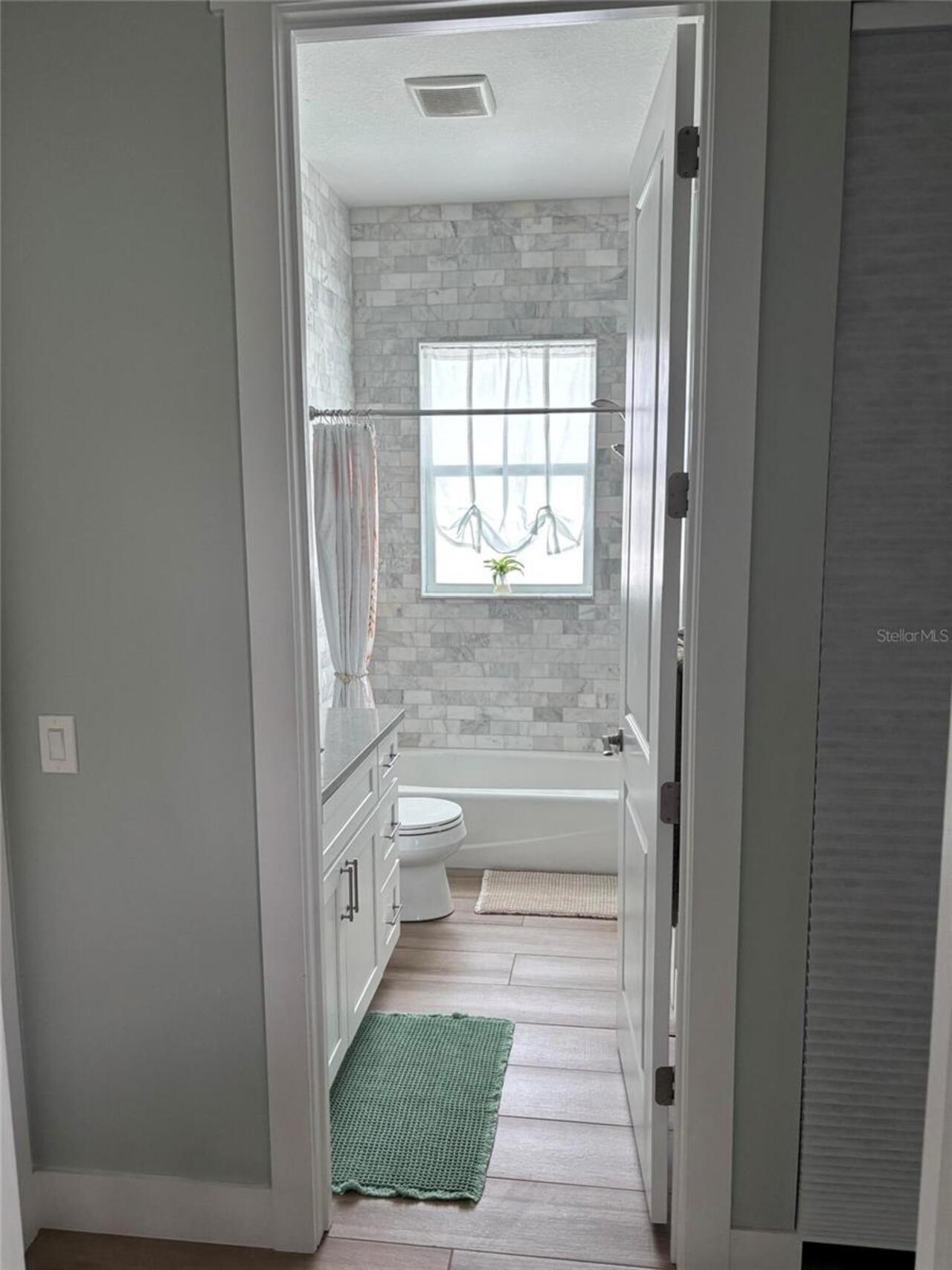 Listing Photo 34