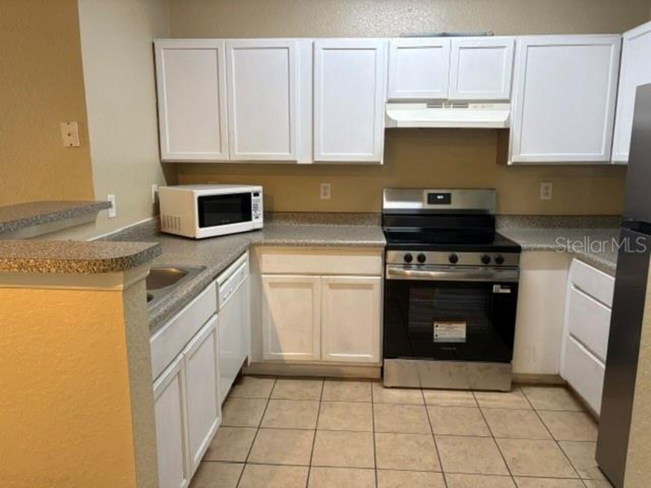 Listing Photo 8