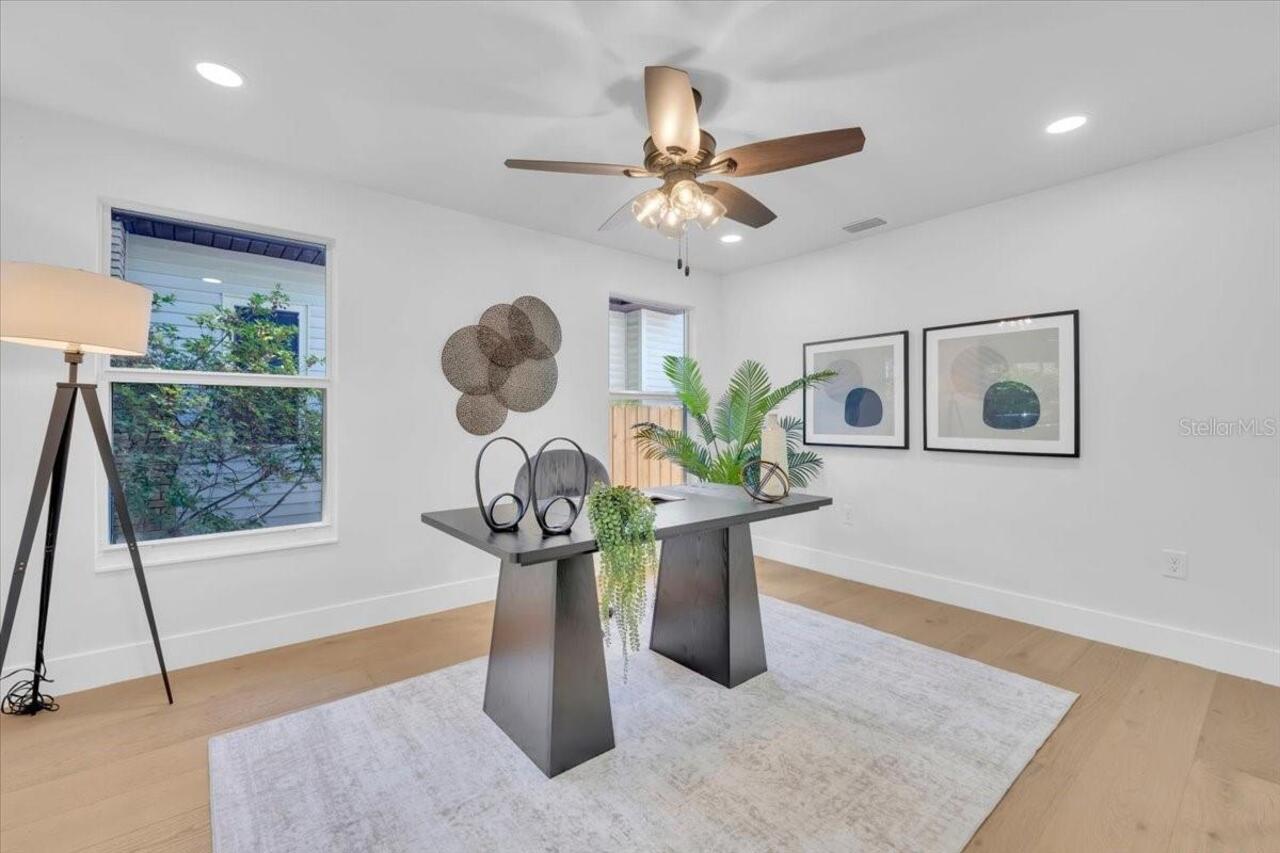 Listing Photo 11