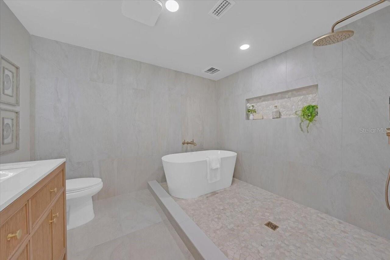 Listing Photo 45