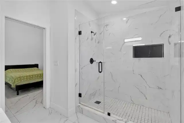 Listing Photo 37
