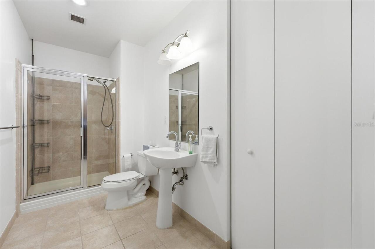 Listing Photo 24