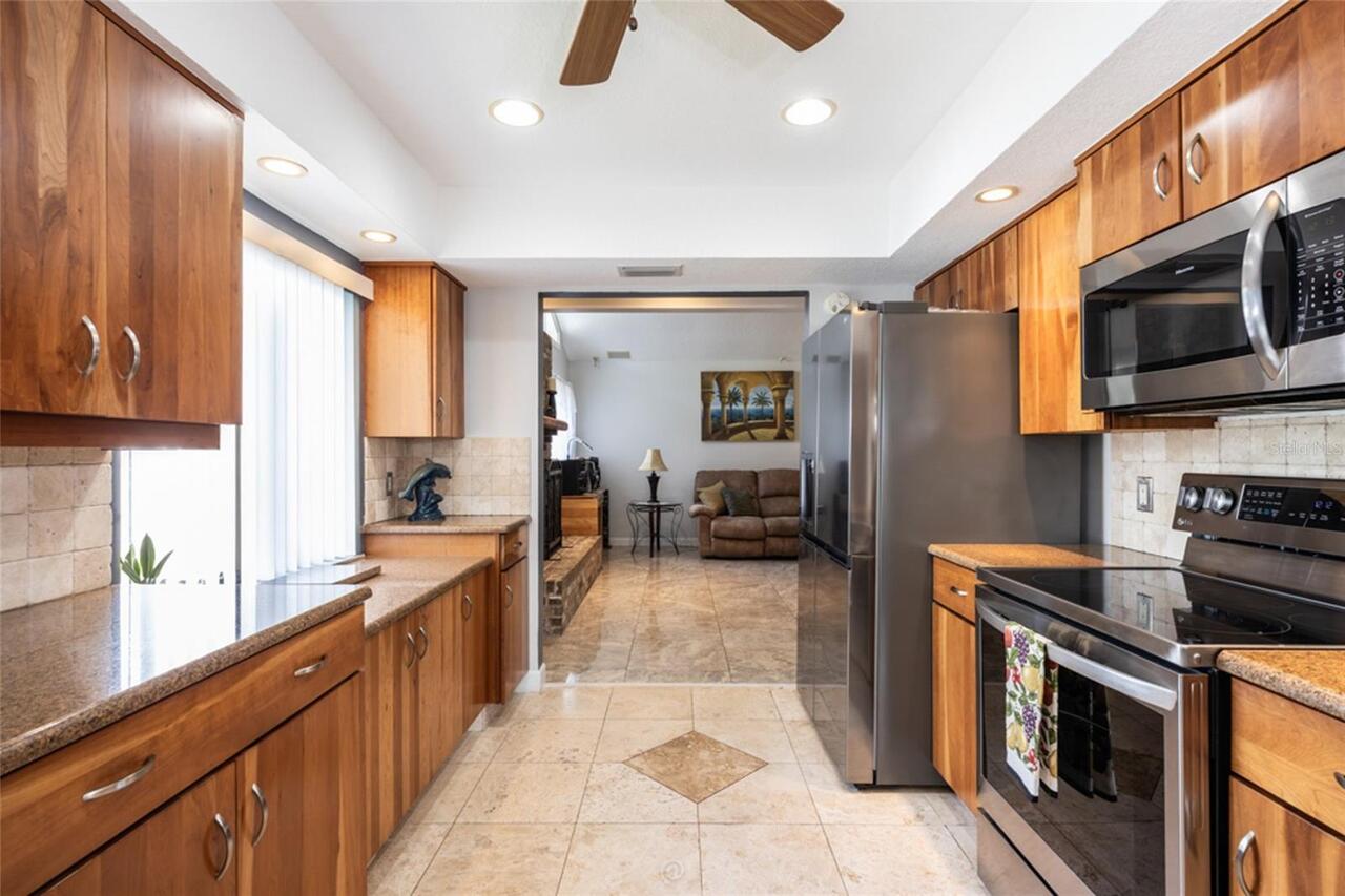 Listing Photo 16