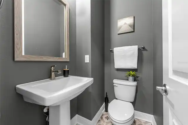 Listing Photo 17