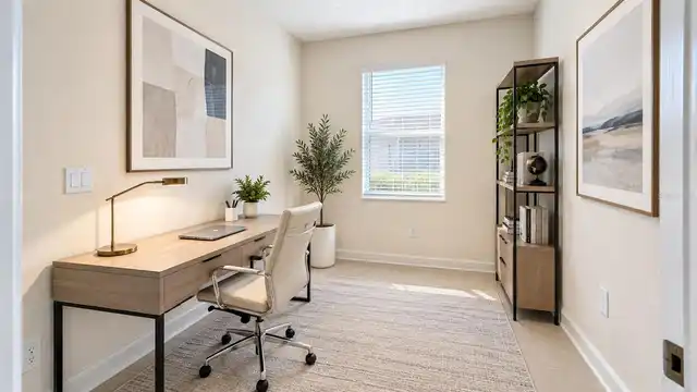 Listing Photo 12