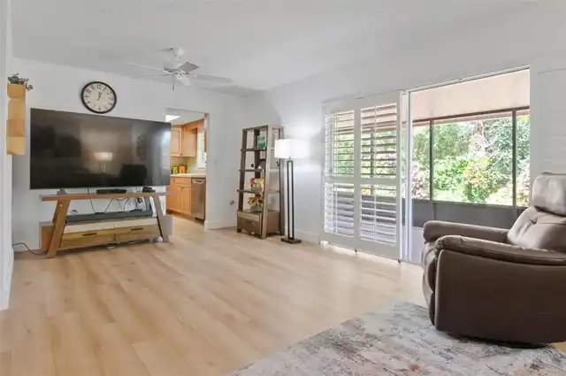 Listing Photo 13