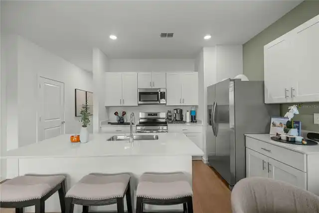 Listing Photo 19