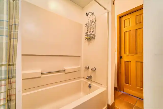 Listing Photo 23