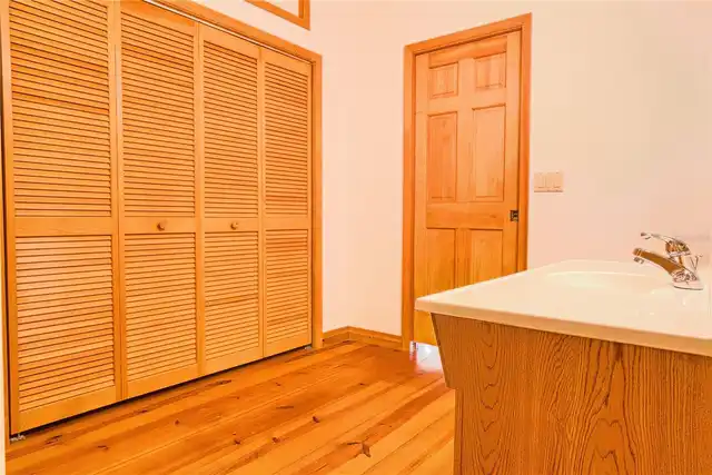 Listing Photo 34