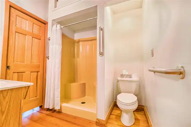 Listing Photo 35