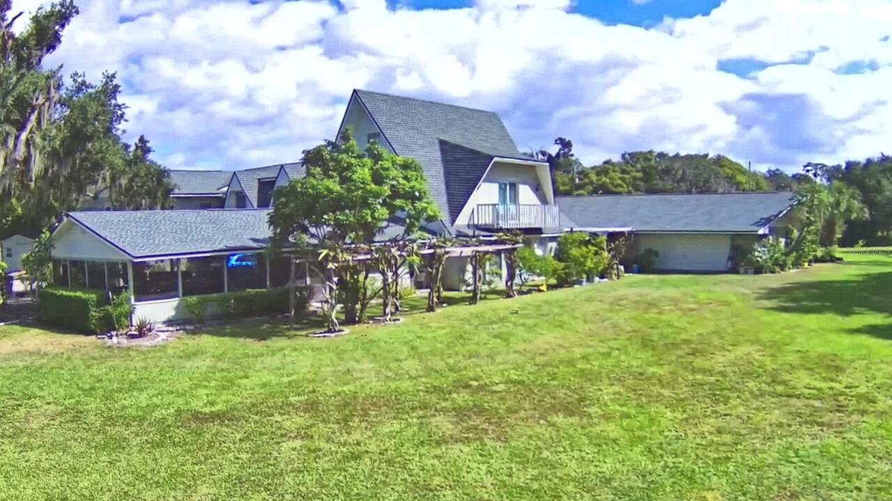 Listing Photo 12