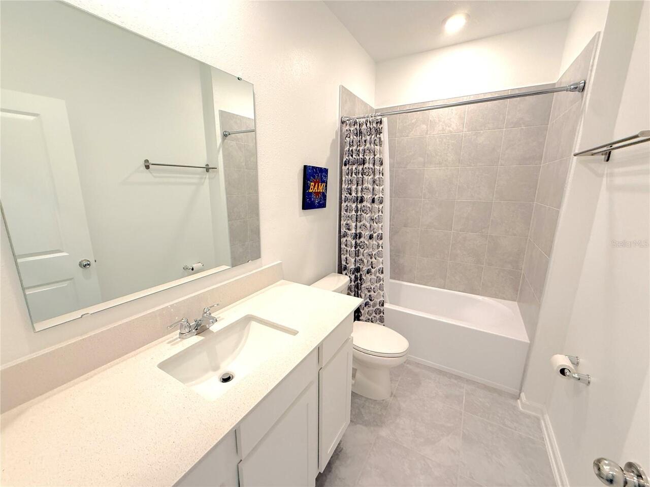 Listing Photo 9