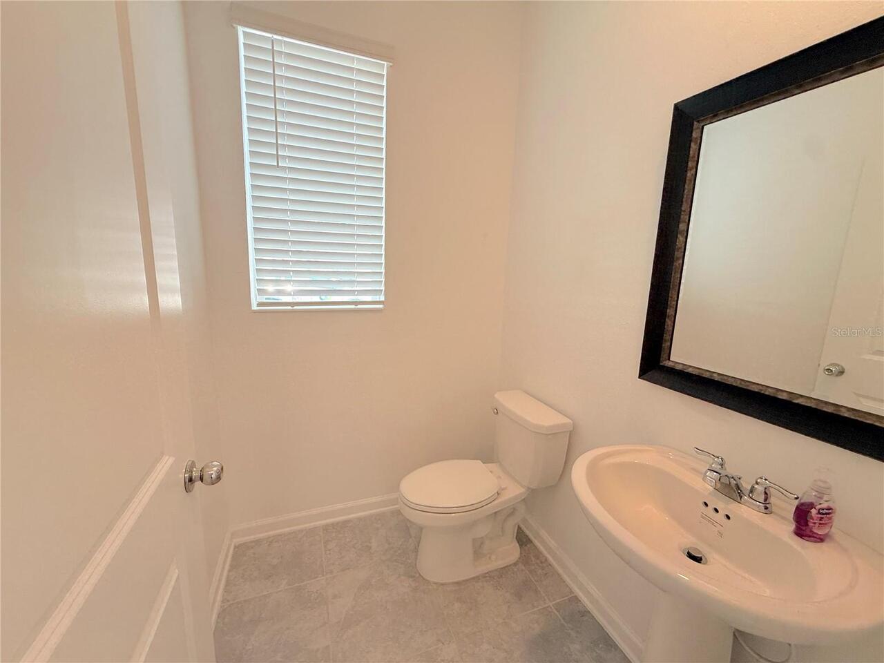 Listing Photo 11