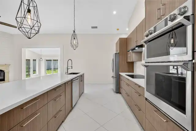 Listing Photo 15