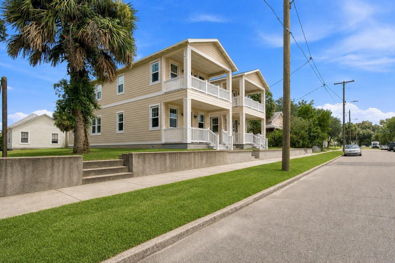 Listing Photo 10