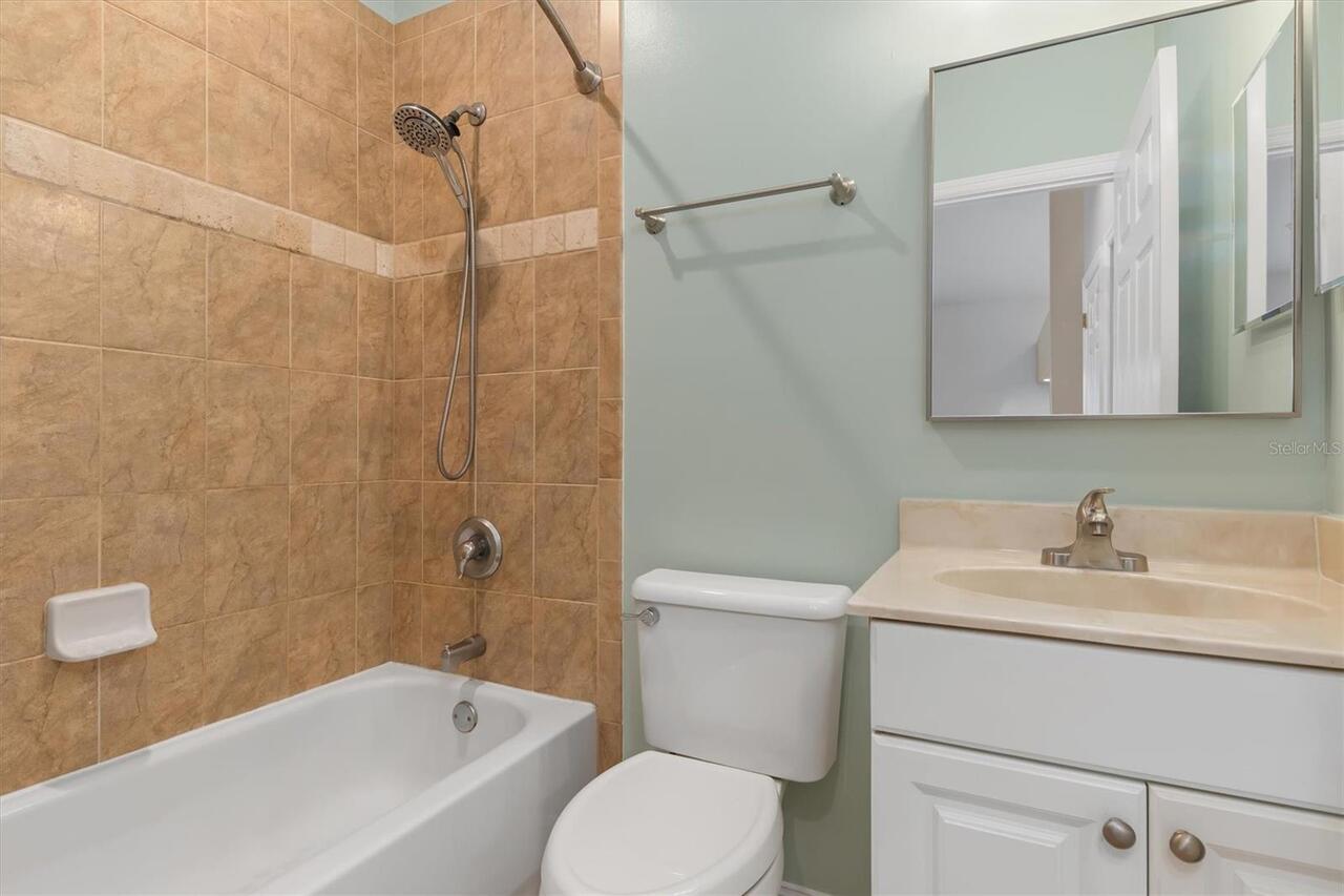 Listing Photo 17