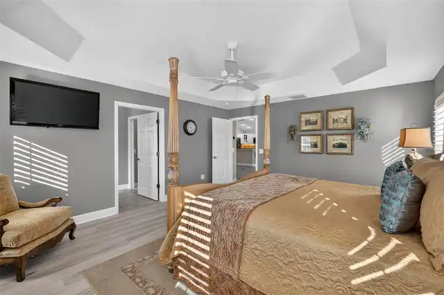 Listing Photo 21