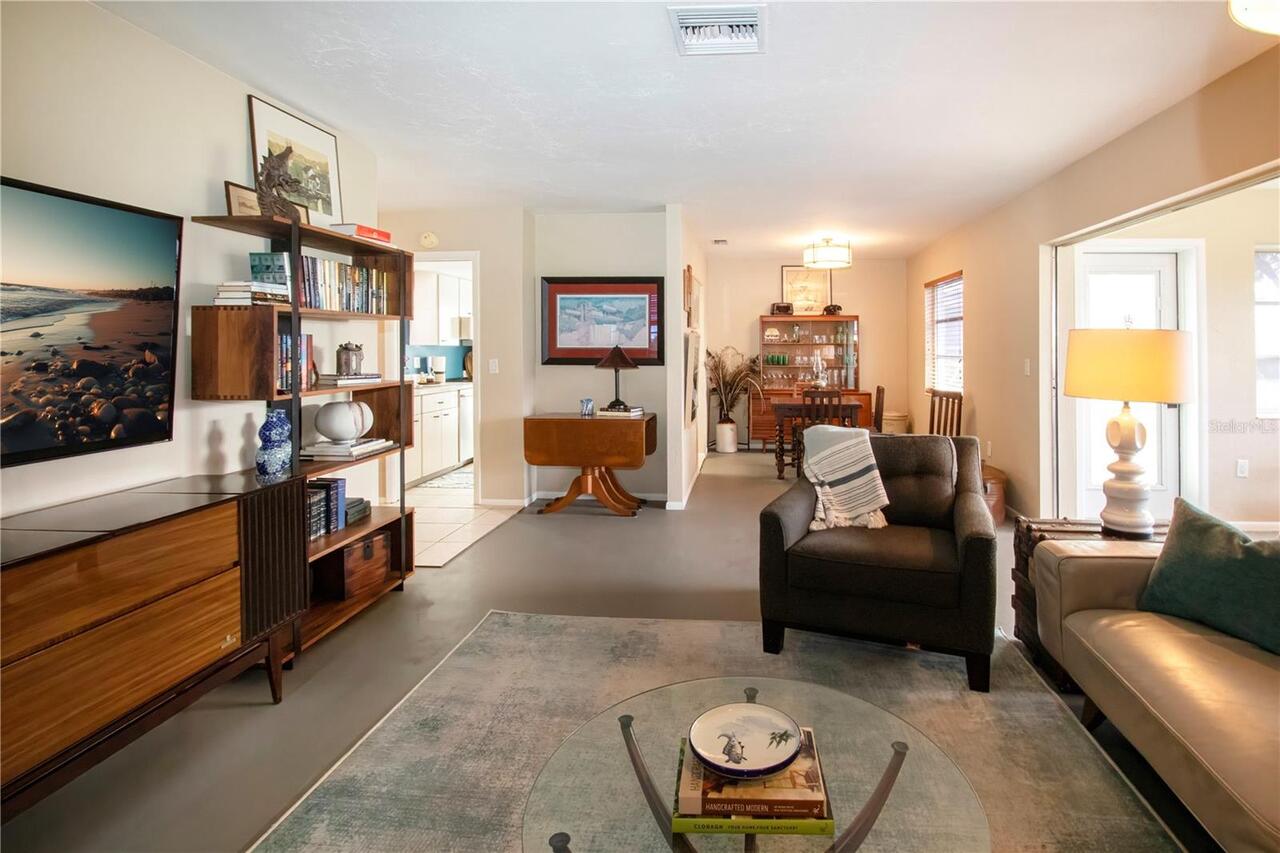 Listing Photo 7
