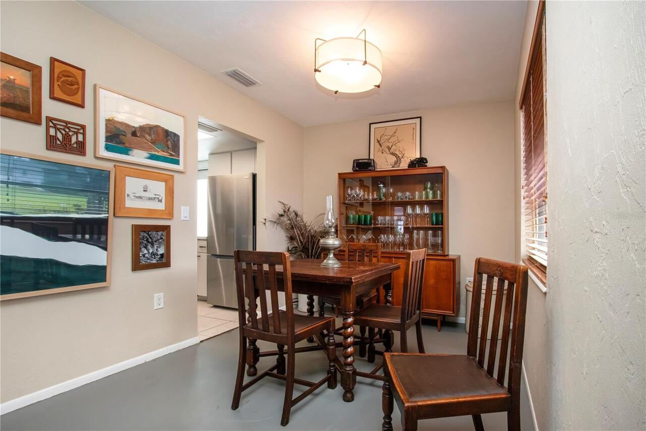 Listing Photo 10