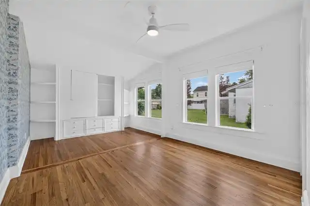 Listing Photo 22