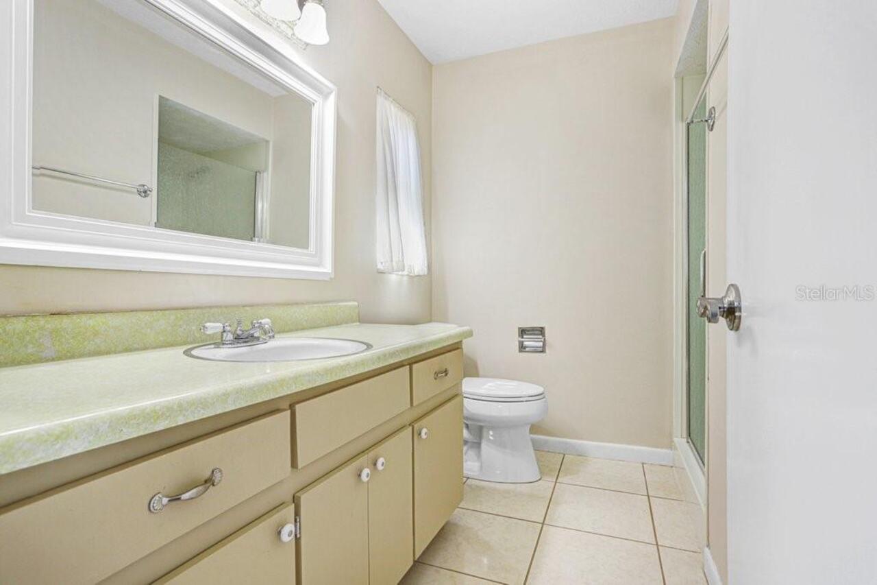 Listing Photo 14