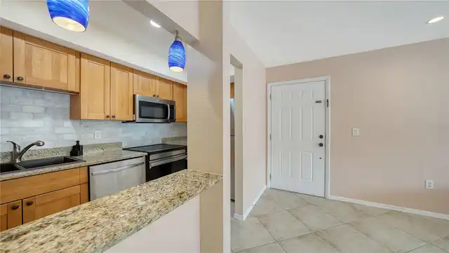Listing Photo 9