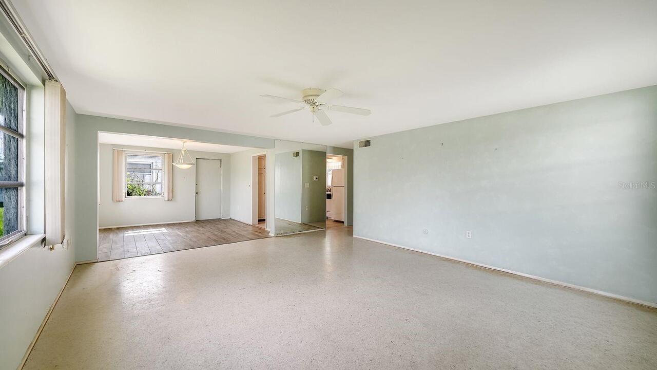 Listing Photo 9
