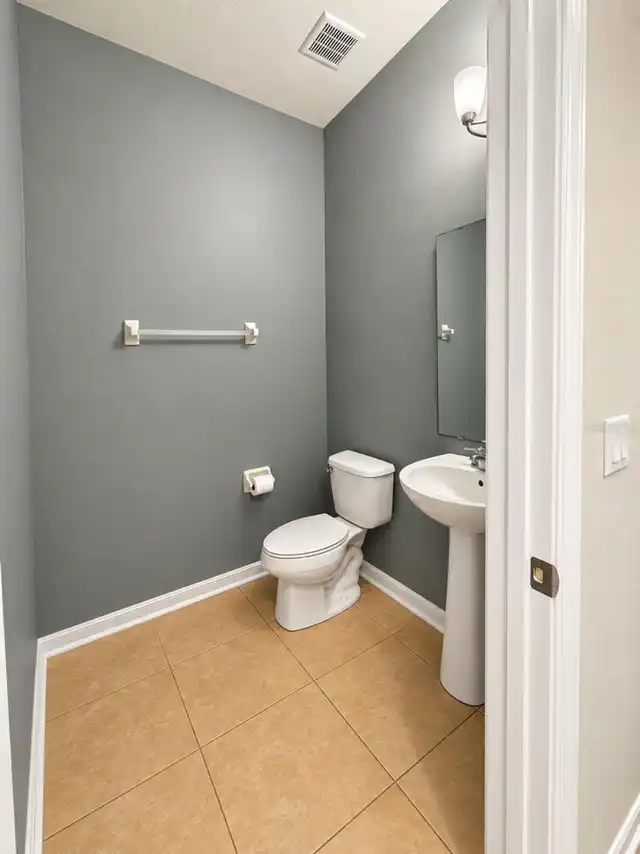 Listing Photo 11