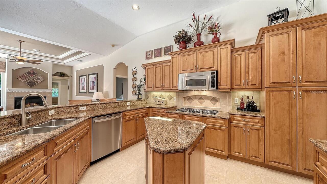 Listing Photo 15