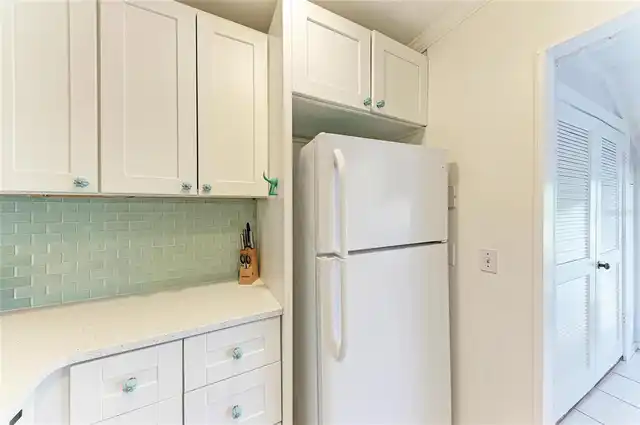 Listing Photo 14