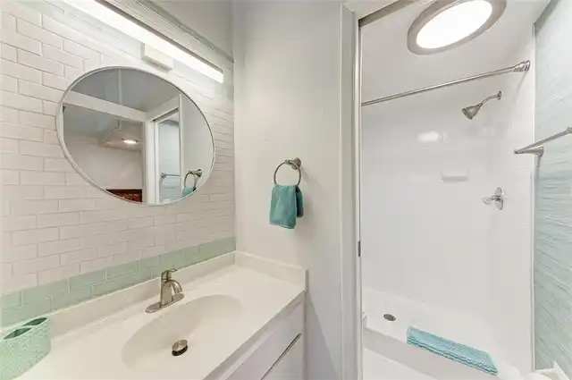 Listing Photo 24