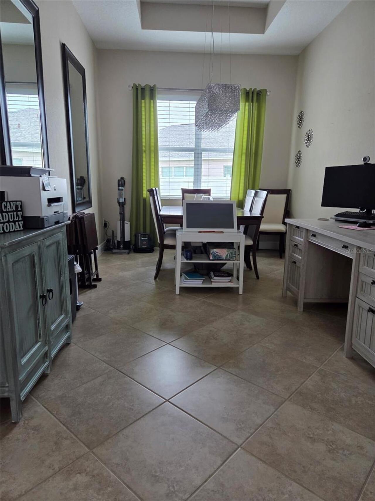 Listing Photo 12