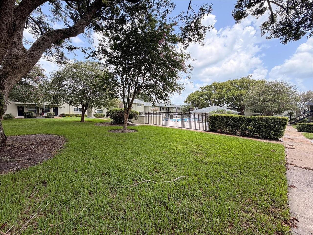 Listing Photo 14