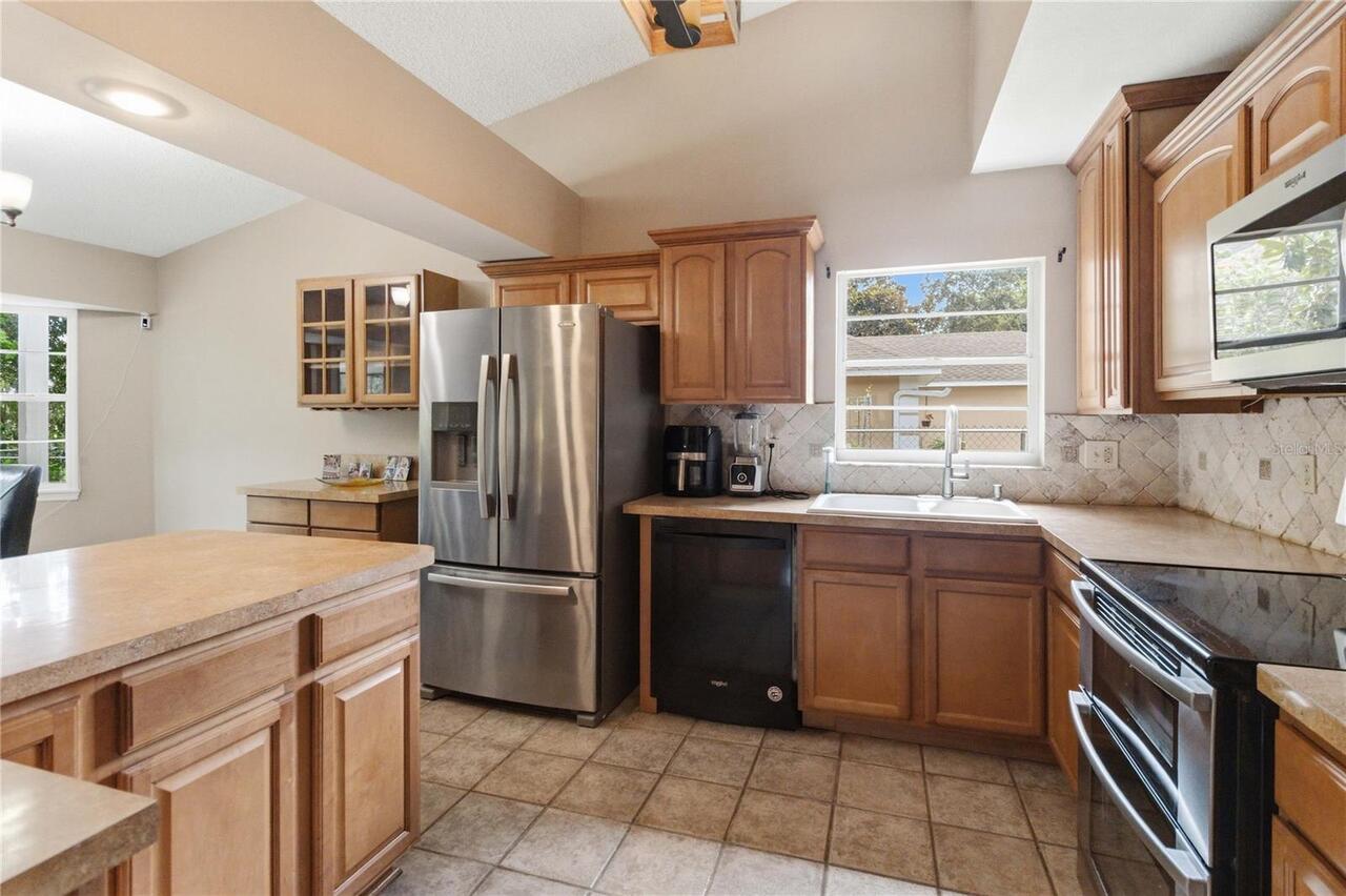 Listing Photo 17